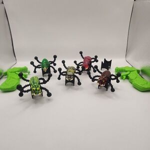 VINTAGE 90s REAL STICKY BUGS w/ SPRING LOADED LAUNCHERS by EMPIRE - SUPER RARE!